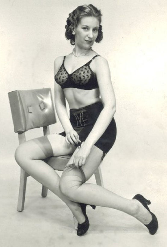 Vintage beauty from the fifties 12